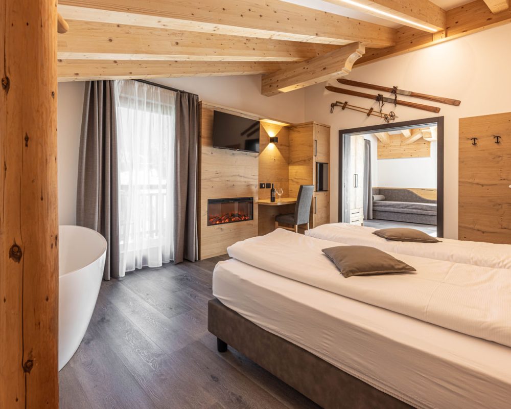 CAMERE HOTEL LA PERLA - DOLOMITES WEB14
