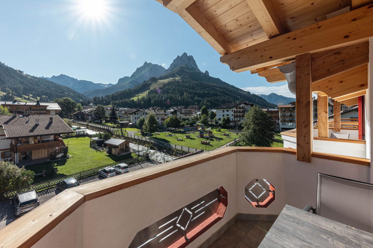 CAMERE HOTEL LA PERLA - DOLOMITES WEB25