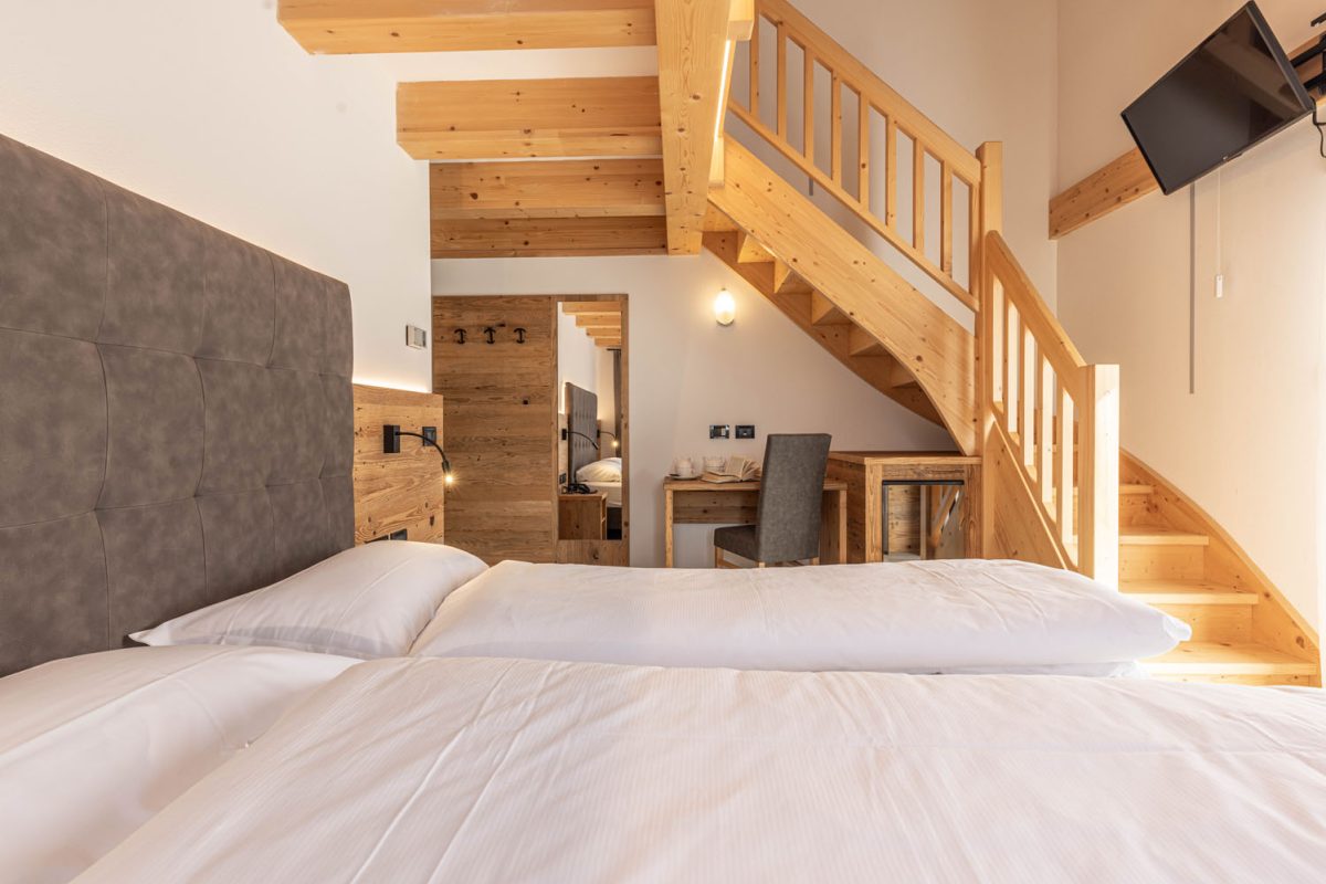 CAMERE HOTEL LA PERLA - DOLOMITES WEB34