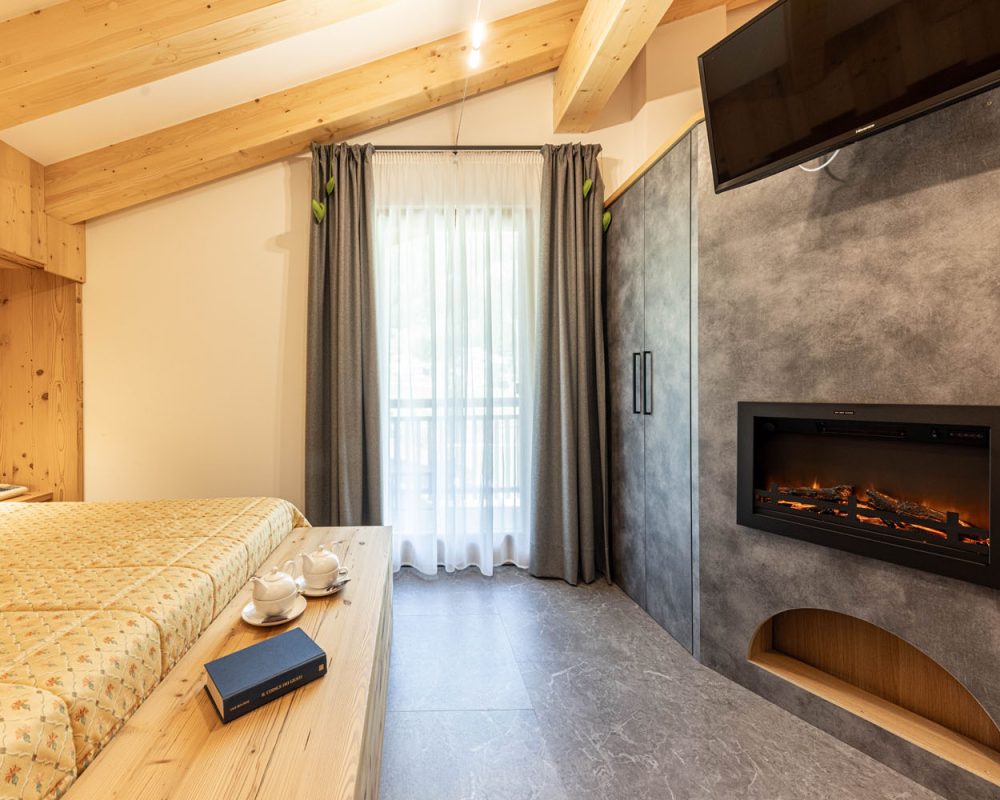 CAMERE HOTEL LA PERLA - DOLOMITES WEB56