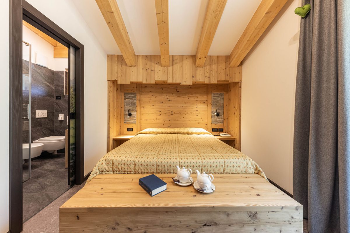 CAMERE HOTEL LA PERLA - DOLOMITES WEB57