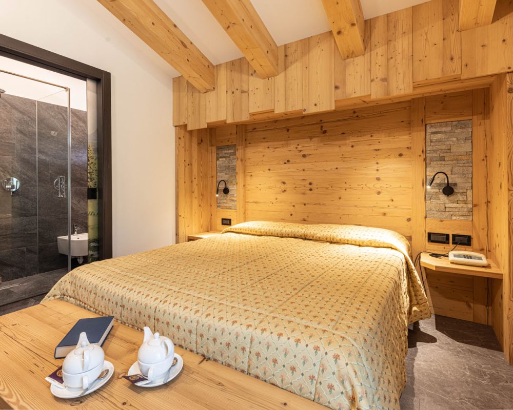 CAMERE HOTEL LA PERLA - DOLOMITES WEB59