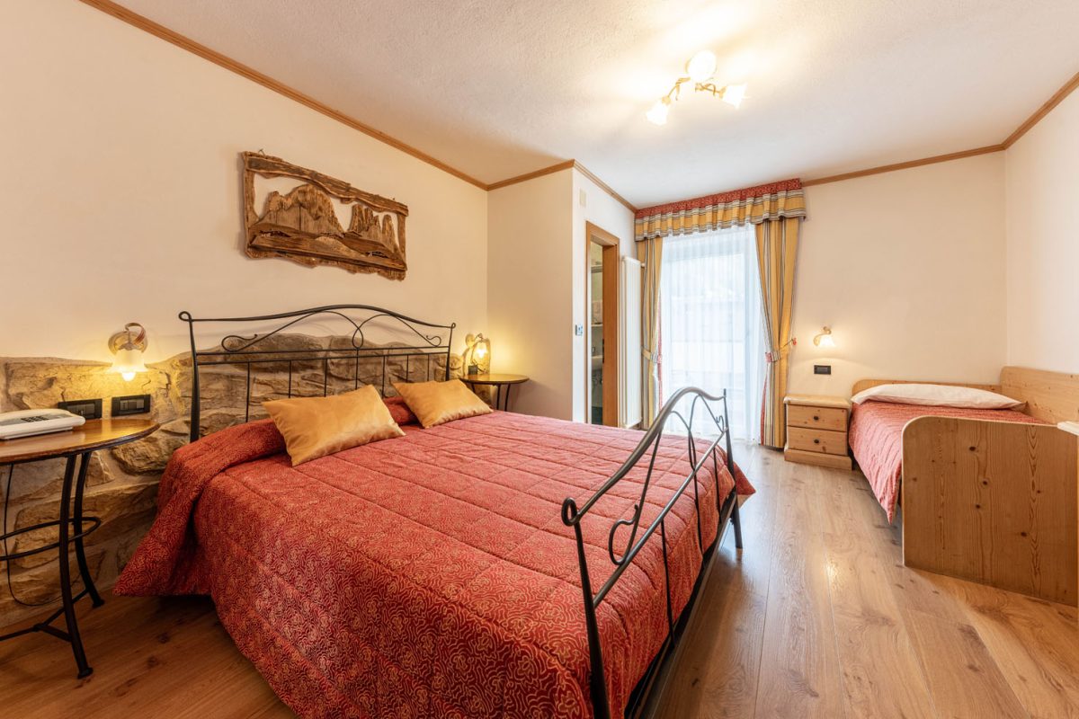 CAMERE HOTEL LA PERLA - DOLOMITES WEB62