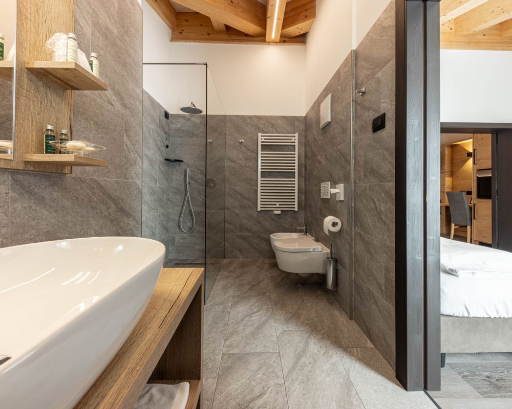CAMERE HOTEL LA PERLA - DOLOMITES WEB7