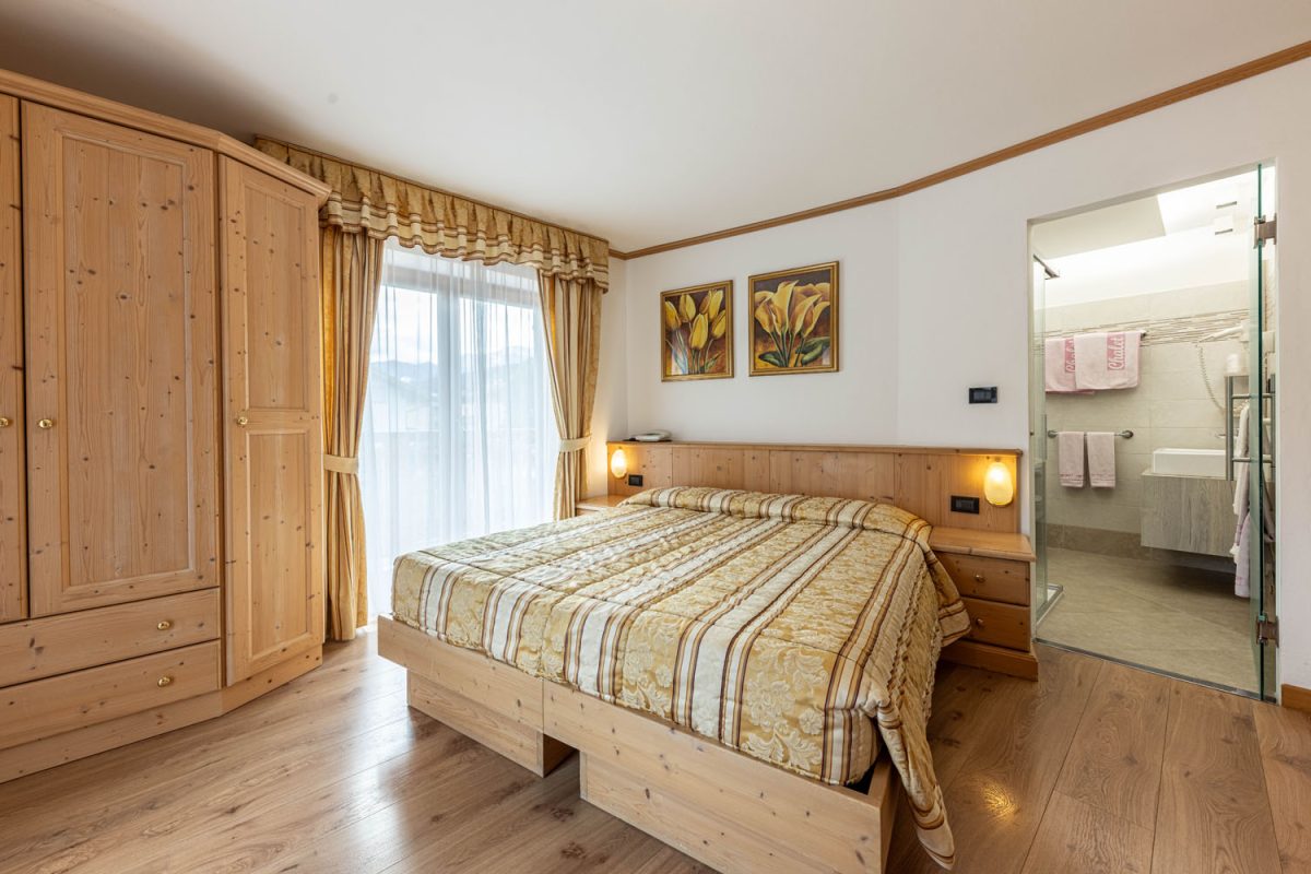 CAMERE HOTEL LA PERLA - DOLOMITES WEB78