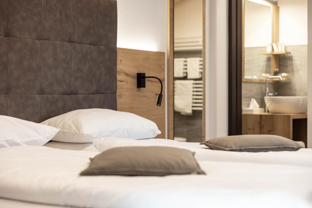 CAMERE HOTEL LA PERLA - DOLOMITES WEB8